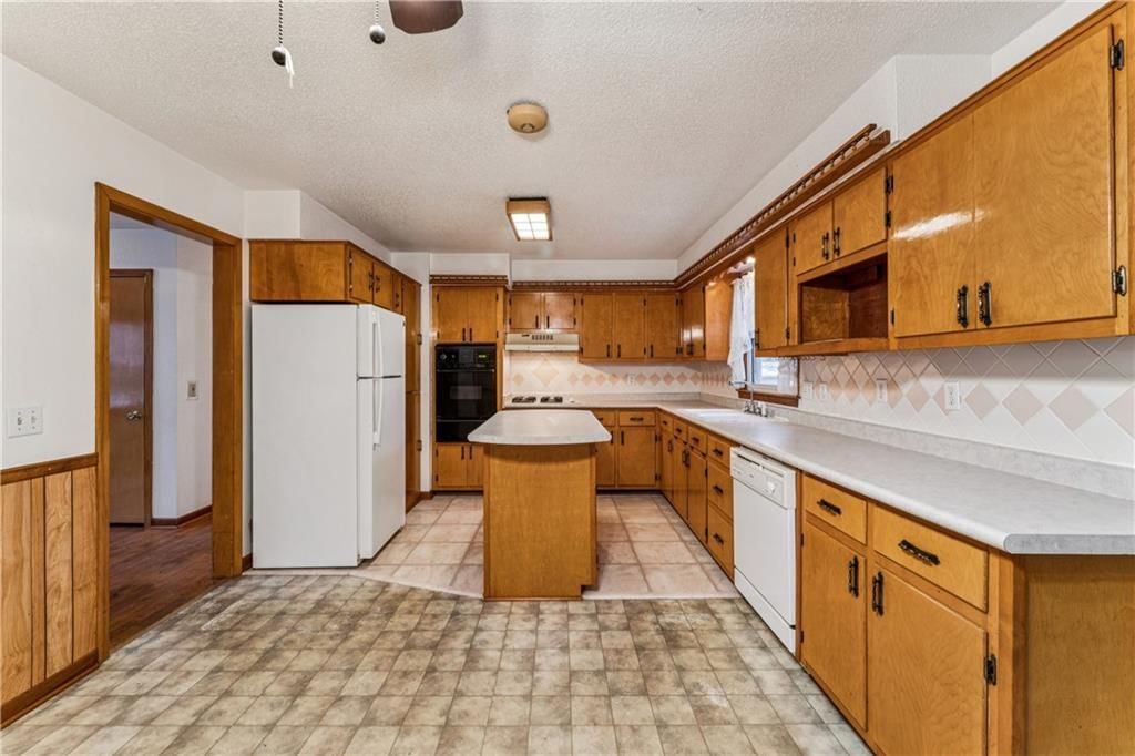 12 SE 15th Street — photo 13
