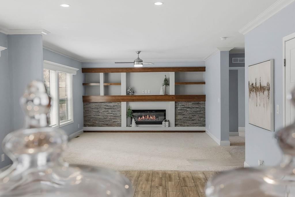 904 E Wilson Street — photo 14
