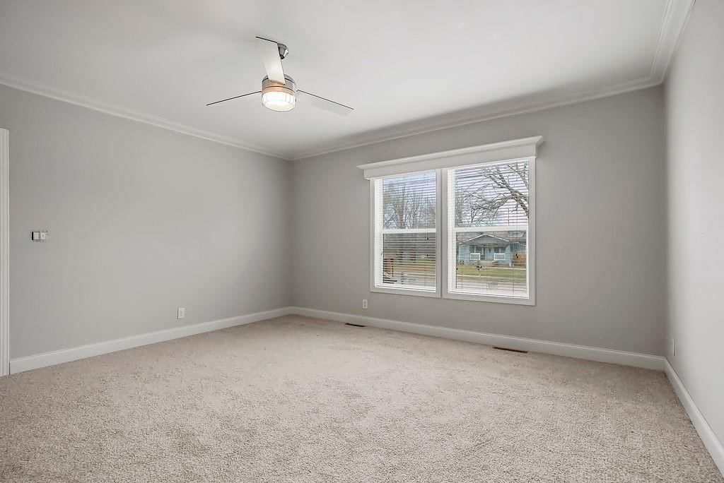 904 E Wilson Street — photo 21