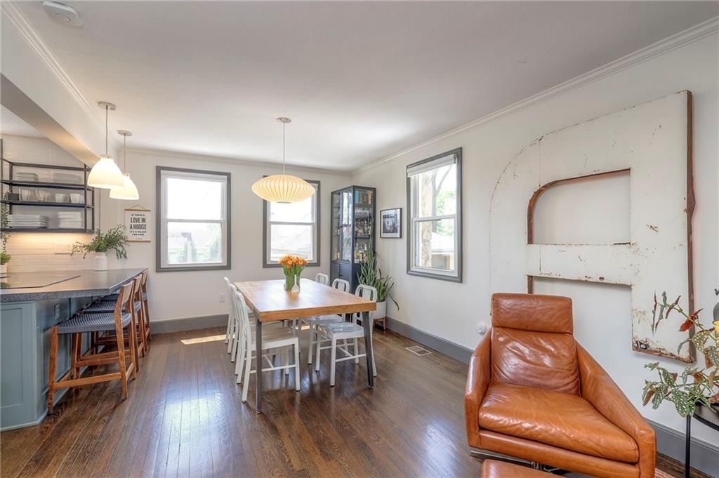 715 W 98th Street — photo 23