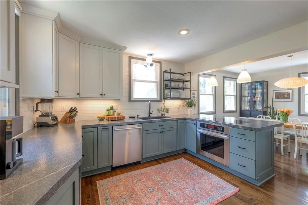 715 W 98th Street — photo 28