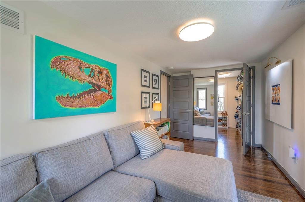 715 W 98th Street — photo 36