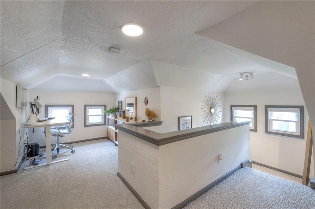 715 W 98th Street — photo 42