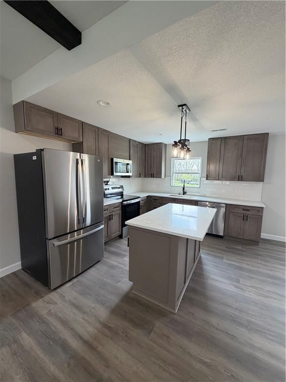 207 W 2nd Street — photo 11