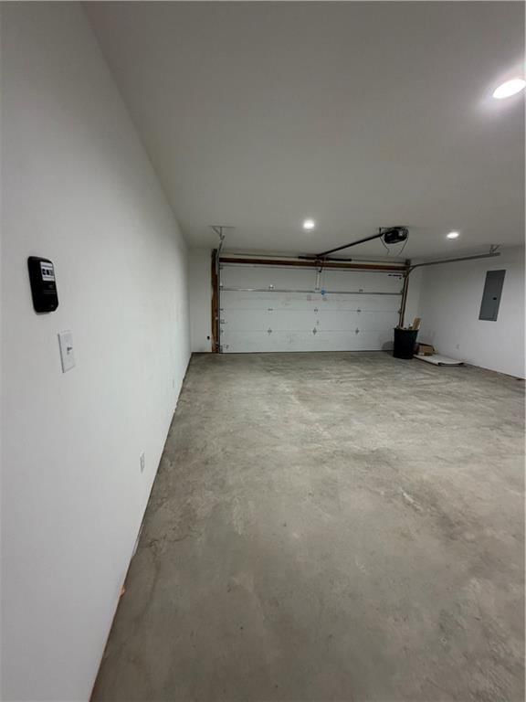 207 W 2nd Street — photo 28