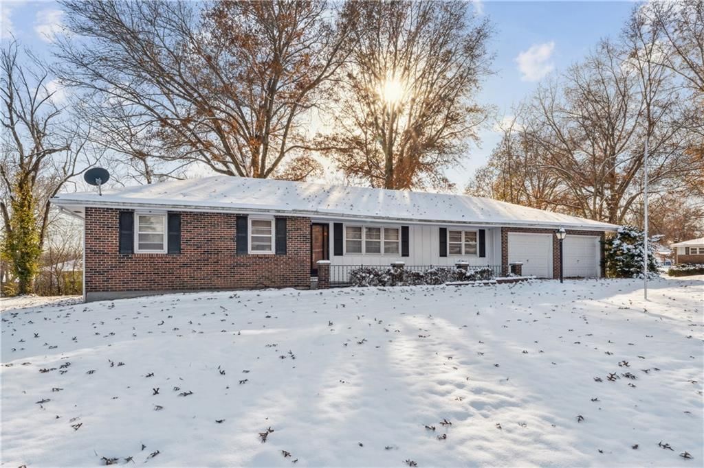 502 Crest Drive — photo 3