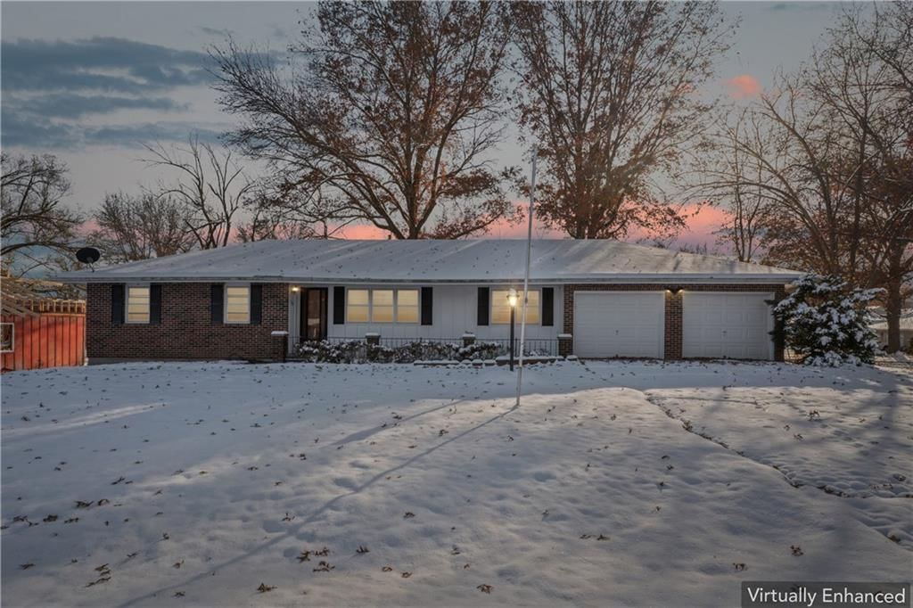 502 Crest Drive — photo 4