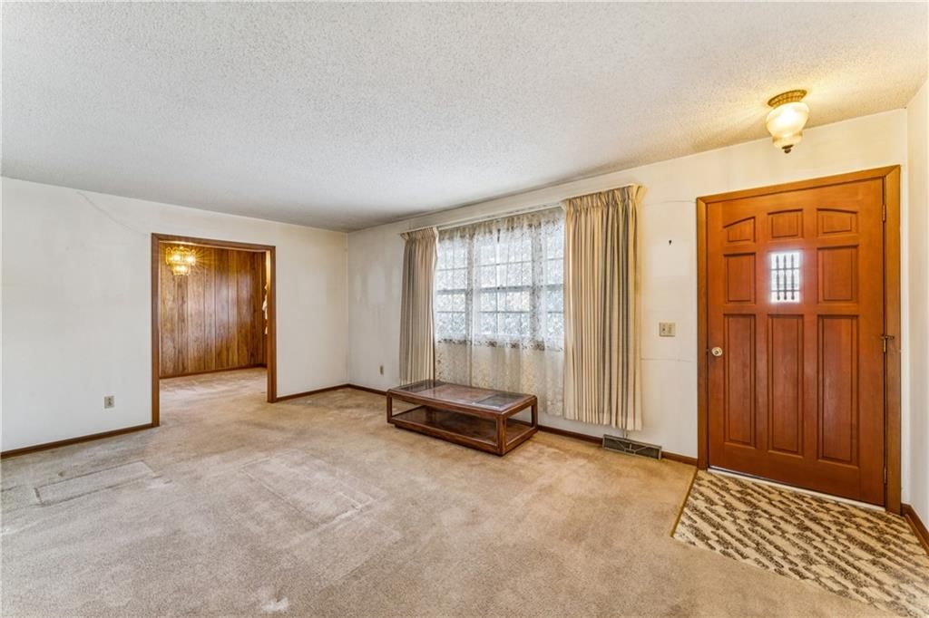 502 Crest Drive — photo 6