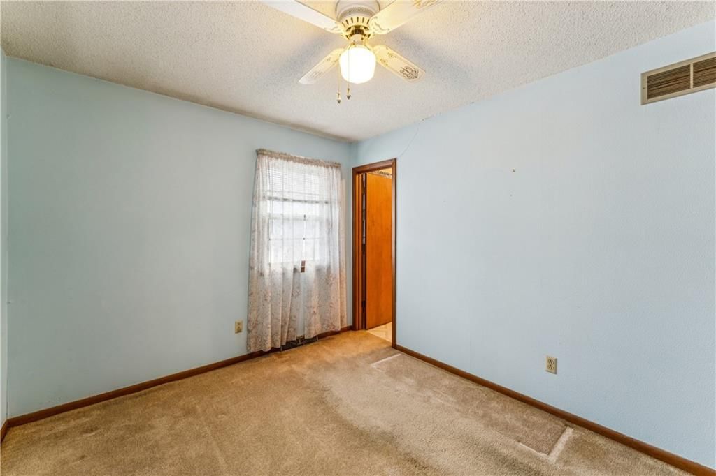 502 Crest Drive — photo 23