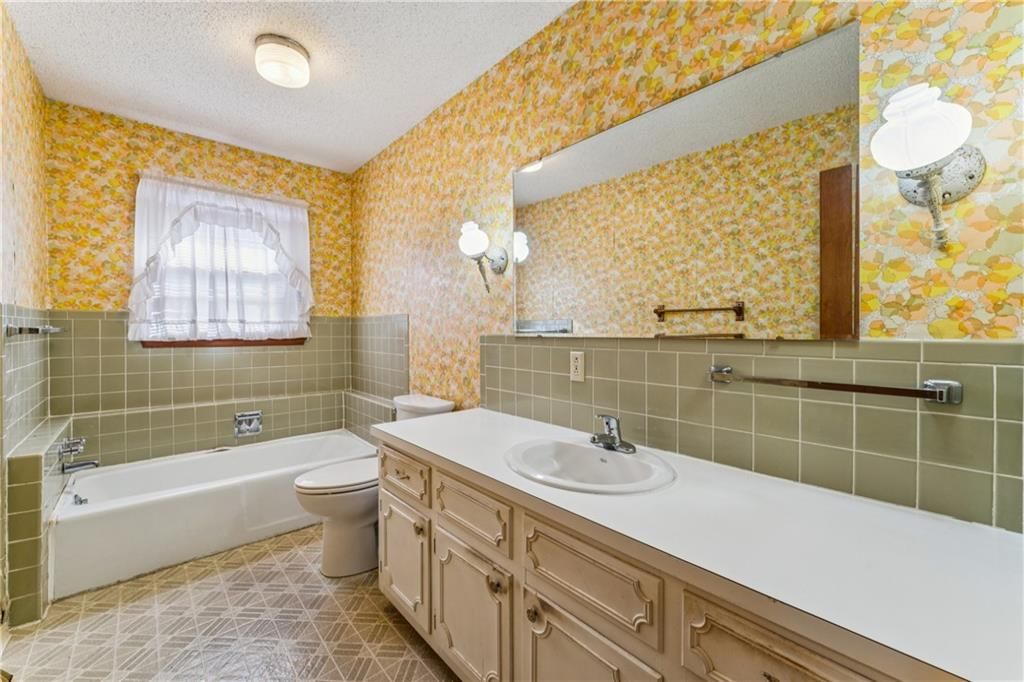 502 Crest Drive — photo 29