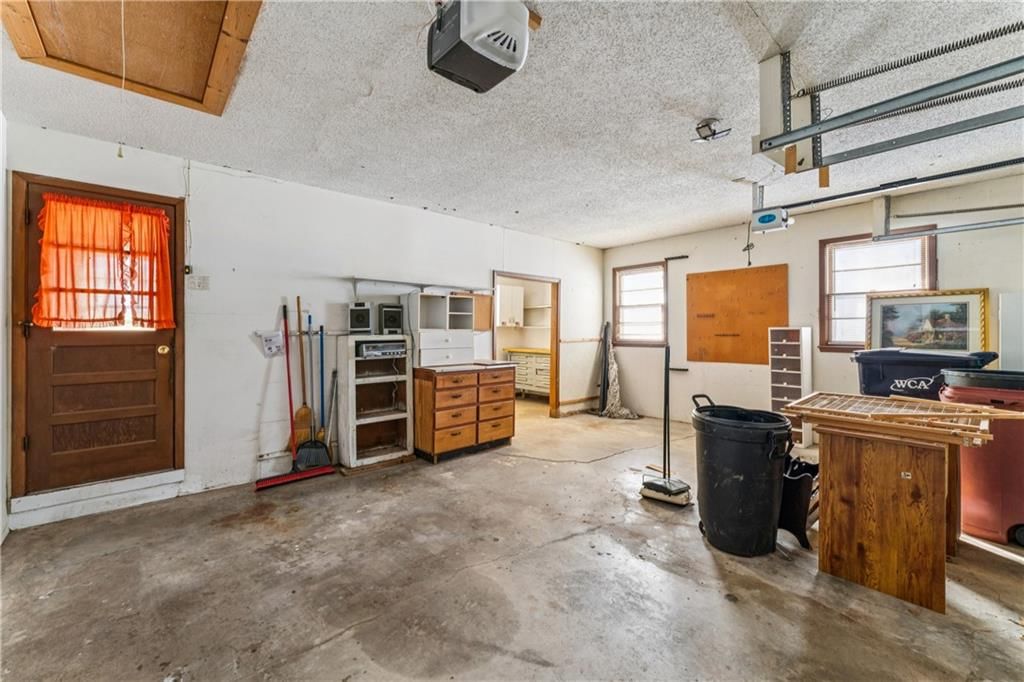 502 Crest Drive — photo 34
