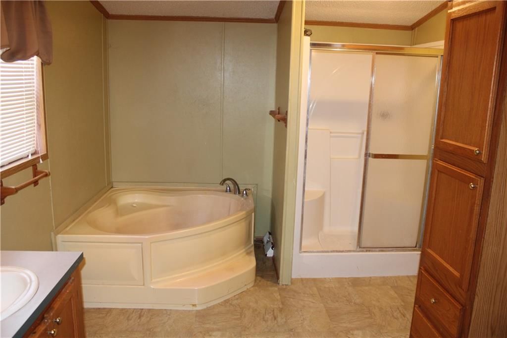 401 S Carbon Street — photo 11