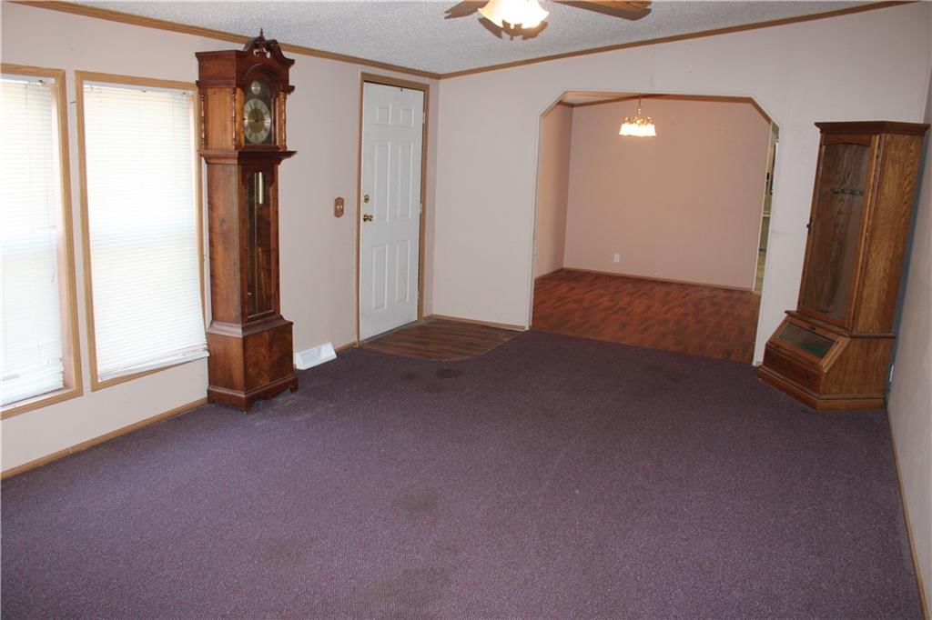 401 S Carbon Street — photo 14
