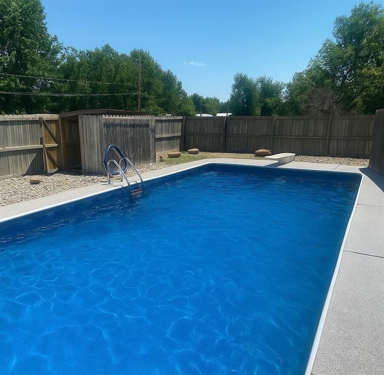 401 S Carbon Street — photo 22