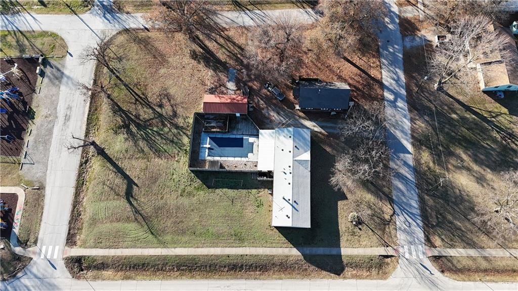 401 S Carbon Street — photo 31