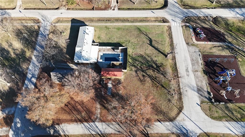 401 S Carbon Street — photo 32