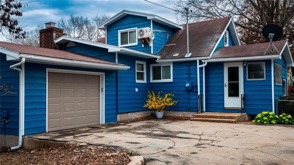 320 N Fairview Avenue — photo 2