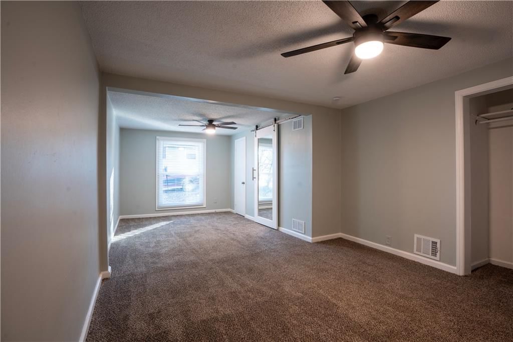 320 N Fairview Avenue — photo 18