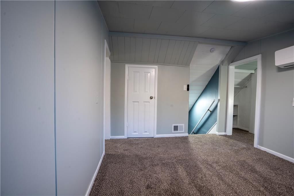 320 N Fairview Avenue — photo 23