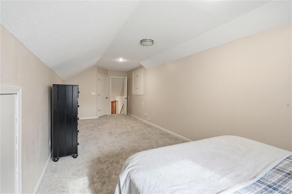 322 N Cherry Street — photo 22