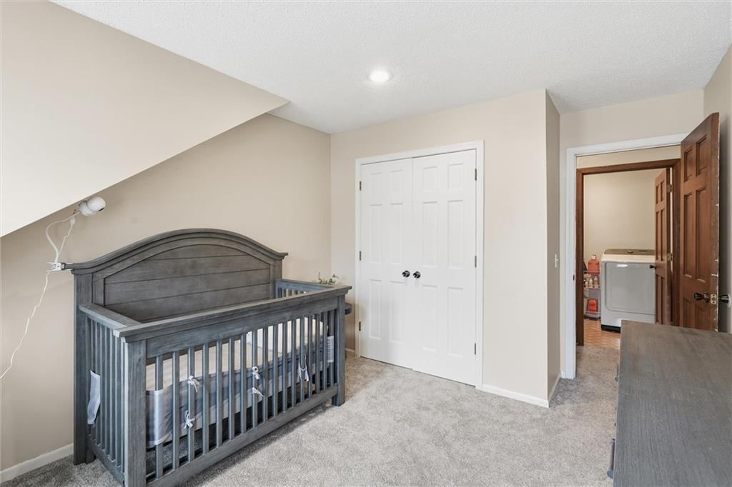 322 N Cherry Street — photo 24