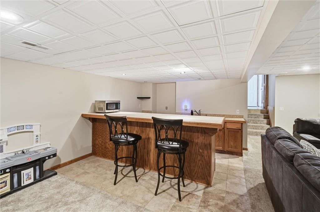 322 N Cherry Street — photo 33