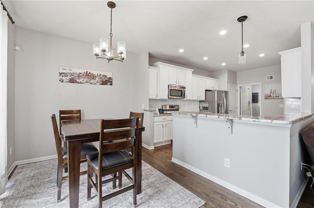 1021 SW Cheshire Drive — photo 18