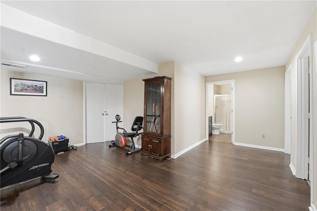 1021 SW Cheshire Drive — photo 35