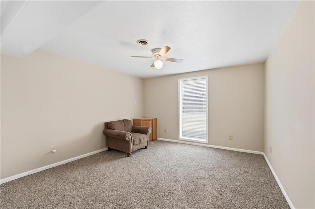 1021 SW Cheshire Drive — photo 39