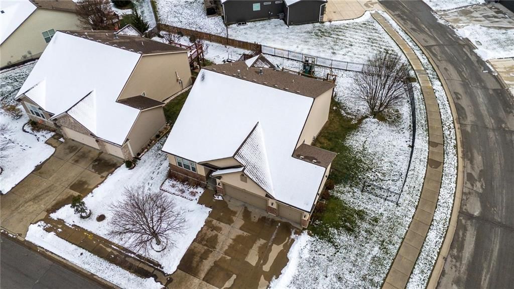 1021 SW Cheshire Drive — photo 49