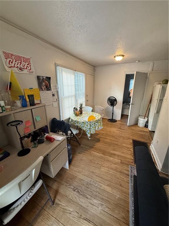 1132-1134 Everett Avenue — photo 2