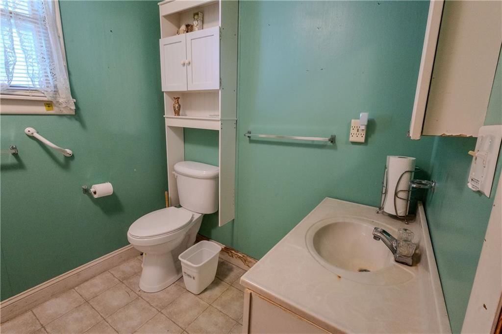 1104 W 4th Street — photo 20