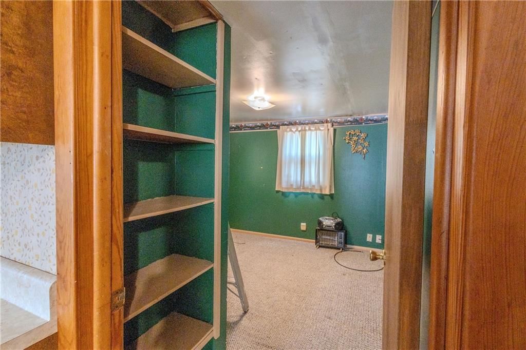 1104 W 4th Street — photo 28