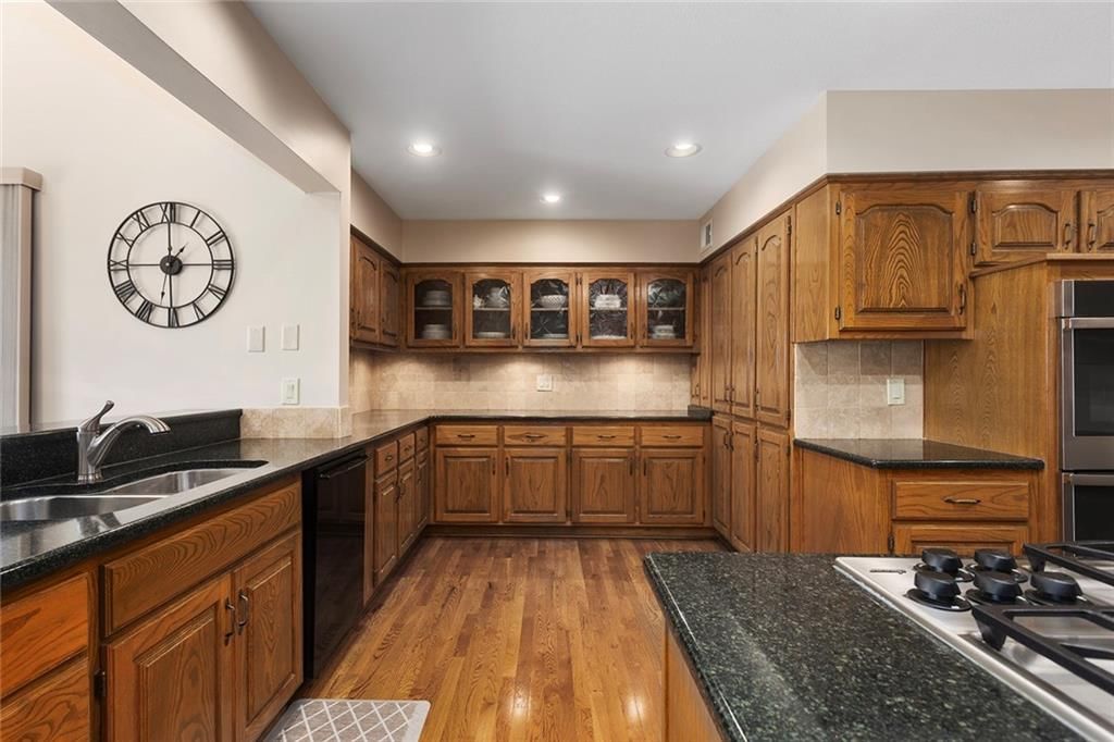8917 Lambert Drive — photo 14