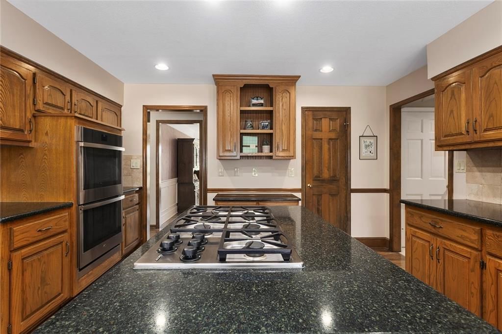 8917 Lambert Drive — photo 15