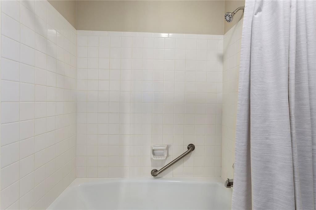 8917 Lambert Drive — photo 33