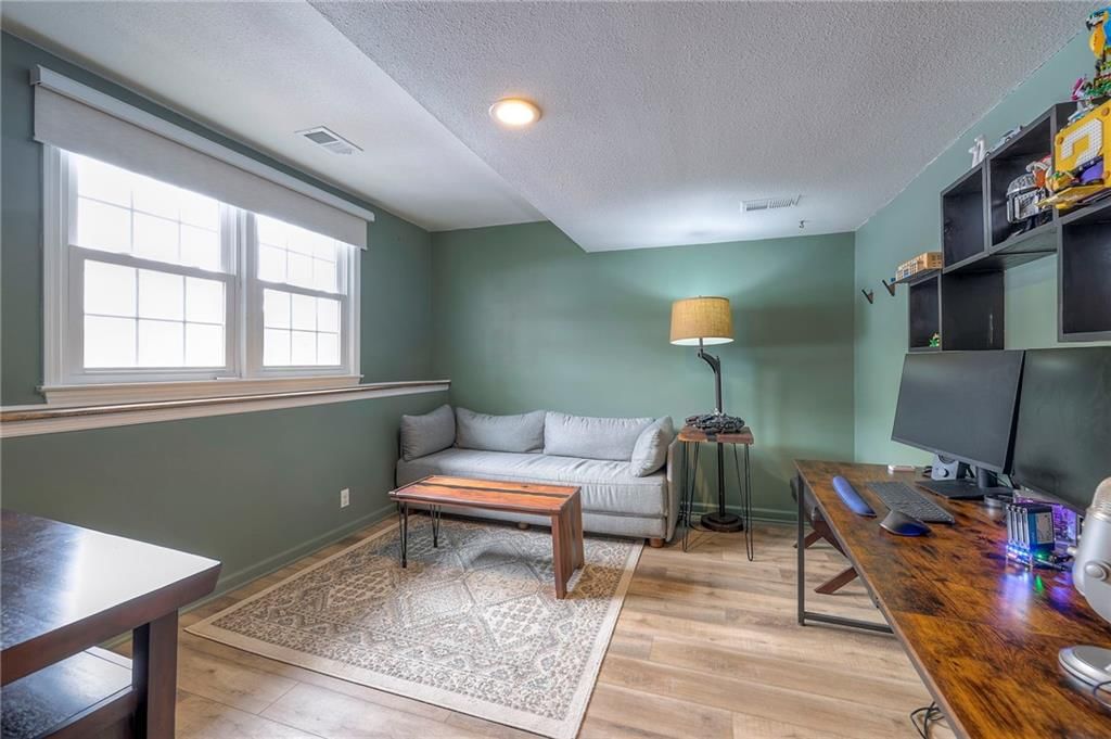 16207 W 136th Street — photo 33