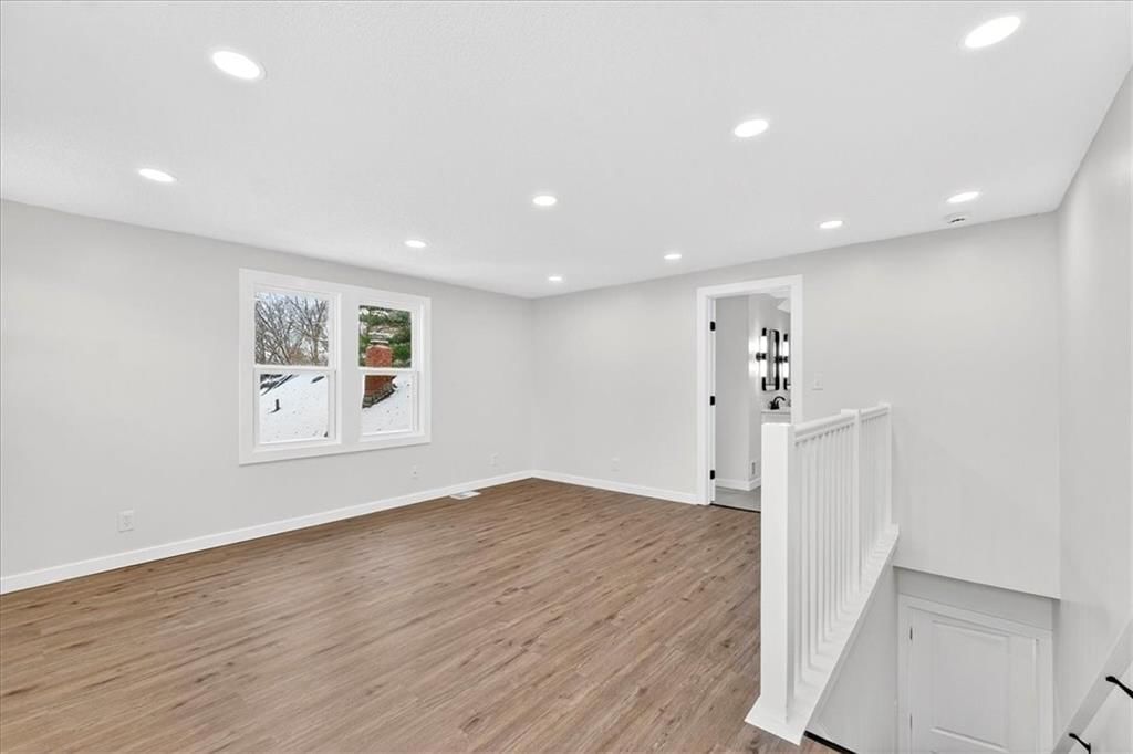 7520 Grand Avenue — photo 24