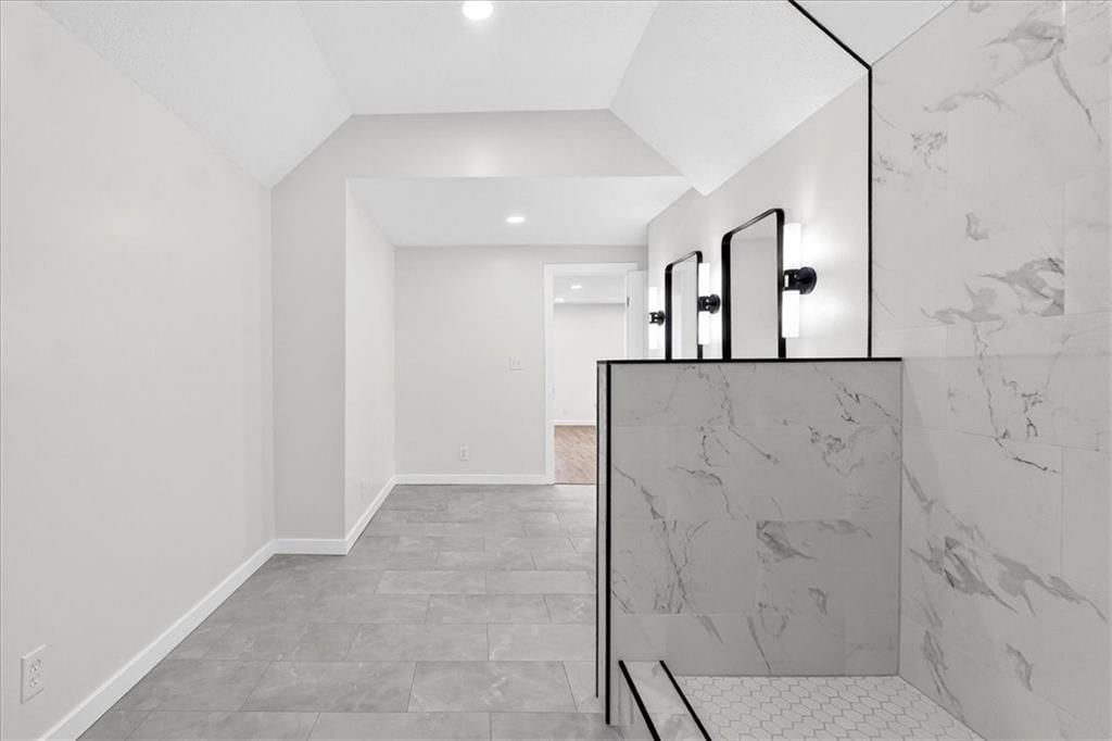 7520 Grand Avenue — photo 33