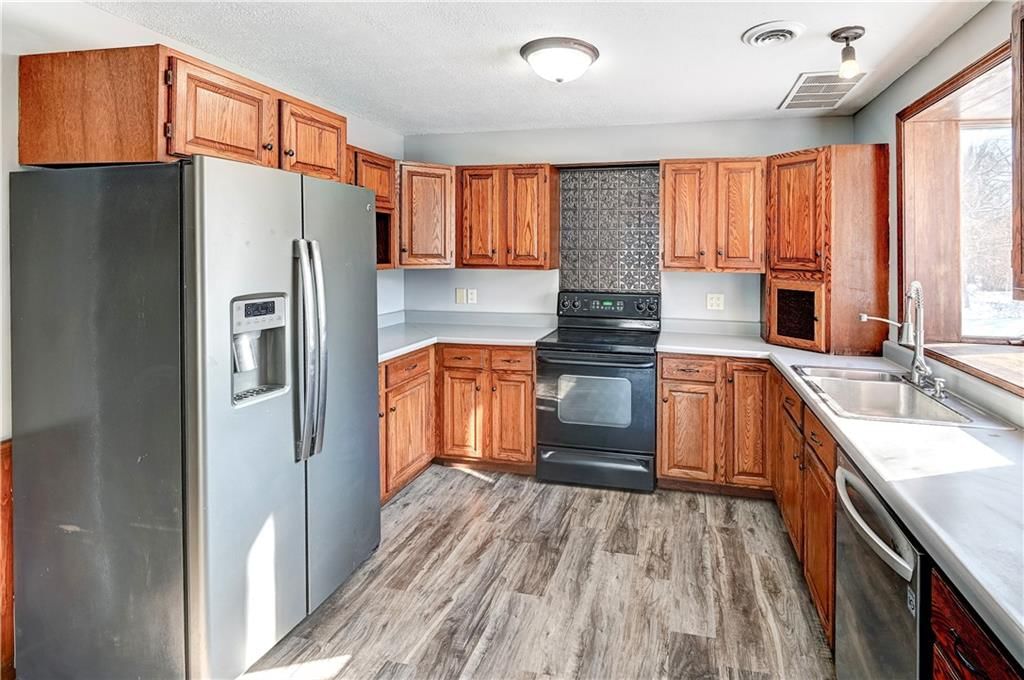 10 Bluebird Drive — photo 12