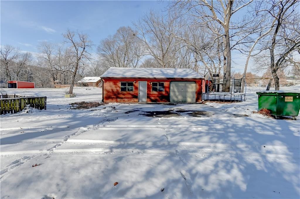 10 Bluebird Drive — photo 42