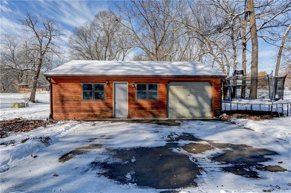 10 Bluebird Drive — photo 43