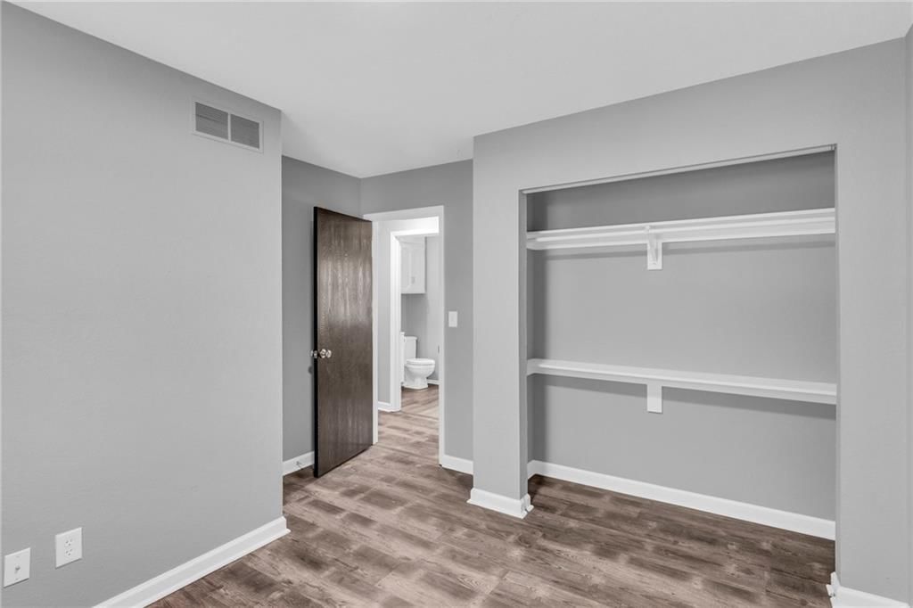 811 West Street — photo 11