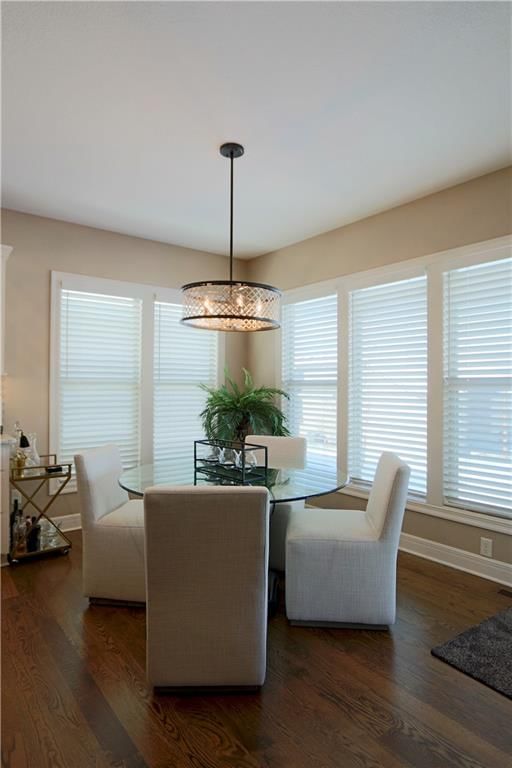 1700 NE Parkwood Drive — photo 10