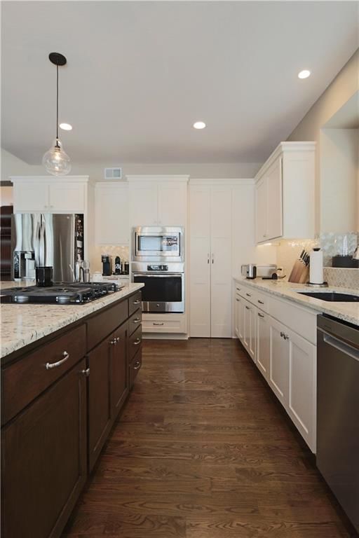 1700 NE Parkwood Drive — photo 15