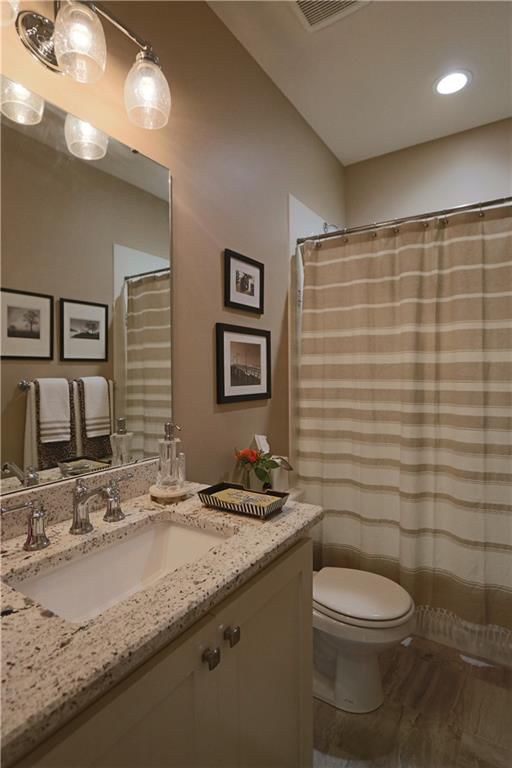 1700 NE Parkwood Drive — photo 19