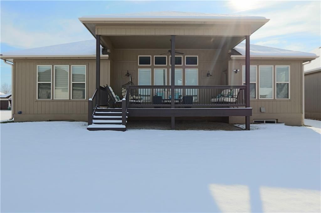 1700 NE Parkwood Drive — photo 34