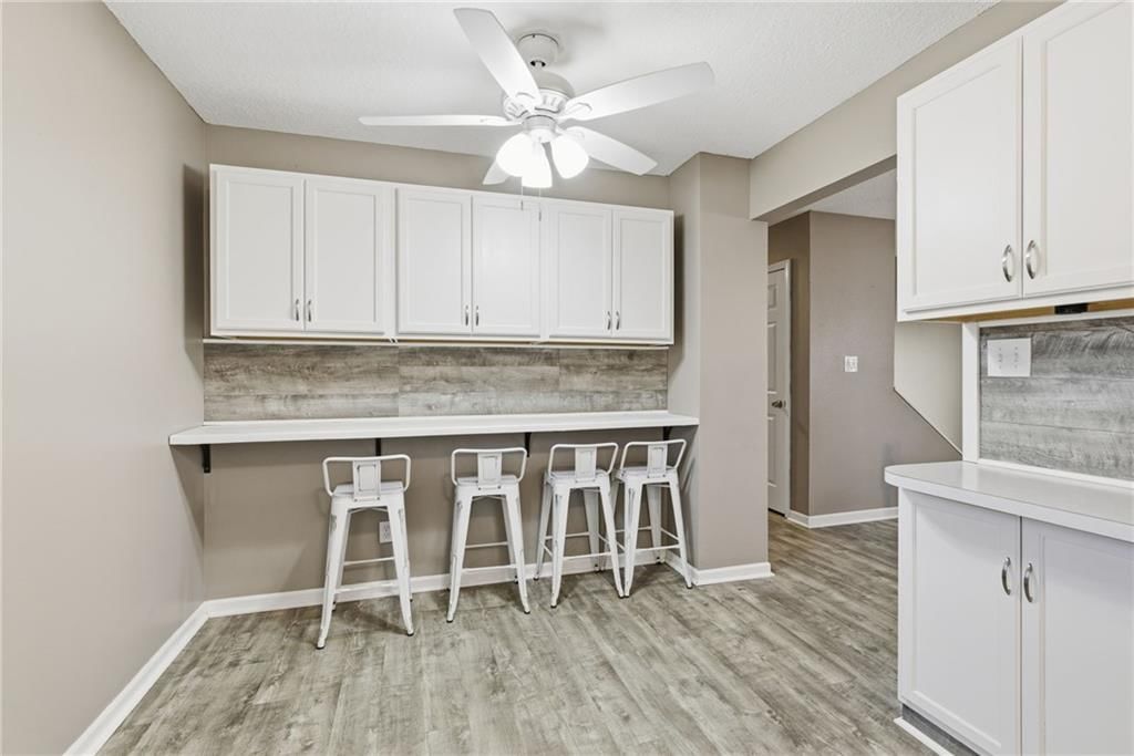 1304 SE Queens Court — photo 12