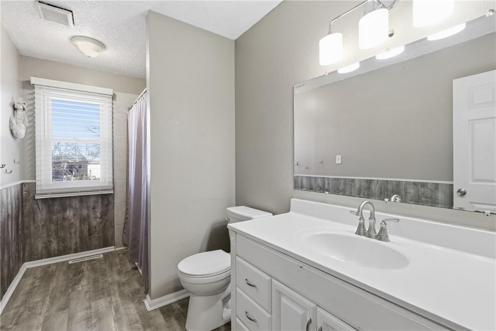 1304 SE Queens Court — photo 15