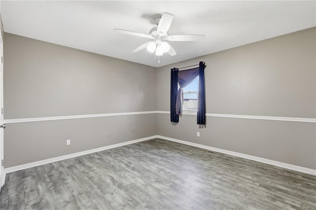 1304 SE Queens Court — photo 17